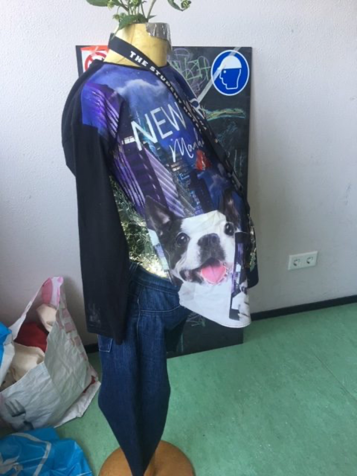 This is U / Model Citizen, documentation, 12 of 14